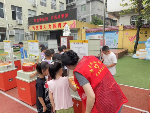 “科普之光照亮浦小，探索之路精彩紛呈”——閩侯上街實(shí)驗(yàn)浦口小學(xué)迎來奇妙科普之旅