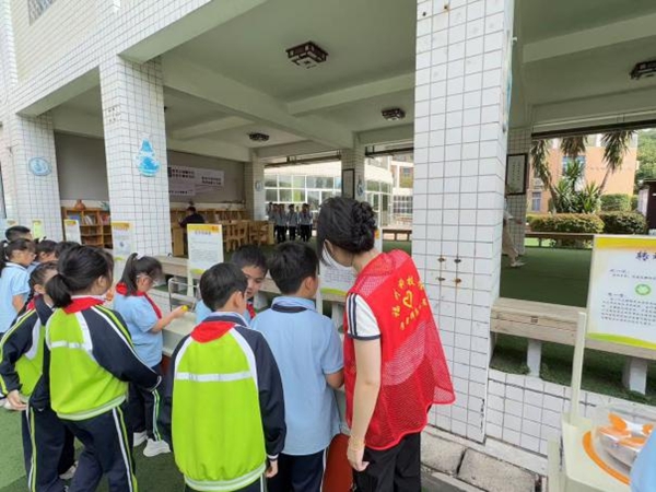 “少年逐光，探秘?zé)o限”——臺(tái)江第二實(shí)驗(yàn)小學(xué)相約福州科技館共探科學(xué)秘境