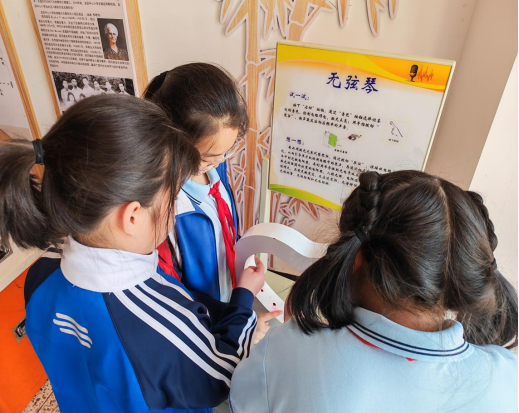 “科普潤校園 童心探科學(xué)”福州科技館 科普大篷車走進(jìn)福清市龍?zhí)镏行男W(xué)