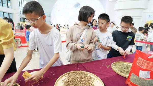 Fun“粽”六一 ，與你“童”樂(lè) | 福州科技館雙節(jié)主題活動(dòng)點(diǎn)燃端午假期熱情