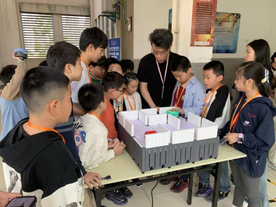 2026數(shù)字中國創(chuàng)新大賽·青少年AI機(jī)器人 賽道福州市選拔賽圓滿落幕