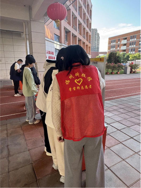 “科技萌芽，校園綻放”——福州市馬尾區(qū)三牧中學(xué)與科學(xué)的奇妙邂逅