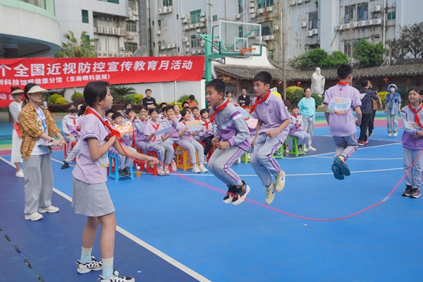 “目”浴陽光 預防近視——這場趣味運動會快樂又護眼