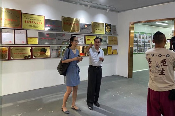 福州科技館蜜蜂知識分館向東南亞五國直播