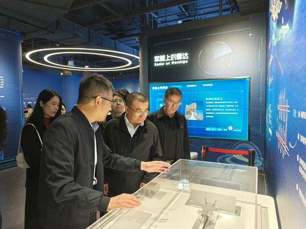 內(nèi)蒙古自然科學博物館協(xié)會領導調研福州科技館