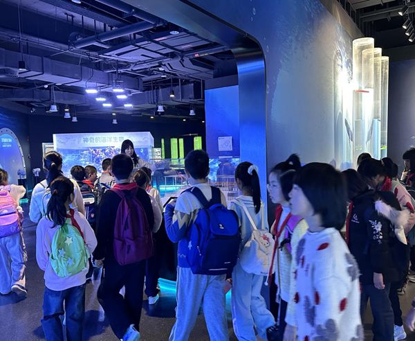 山海同閱，科技筑夢：福州科技館攜手福州市少年兒童圖書館點亮鄉(xiāng)村學子科學夢想