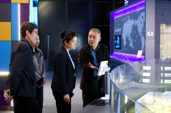 中國(guó)科技館領(lǐng)導(dǎo)蒞臨福州科技館調(diào)研